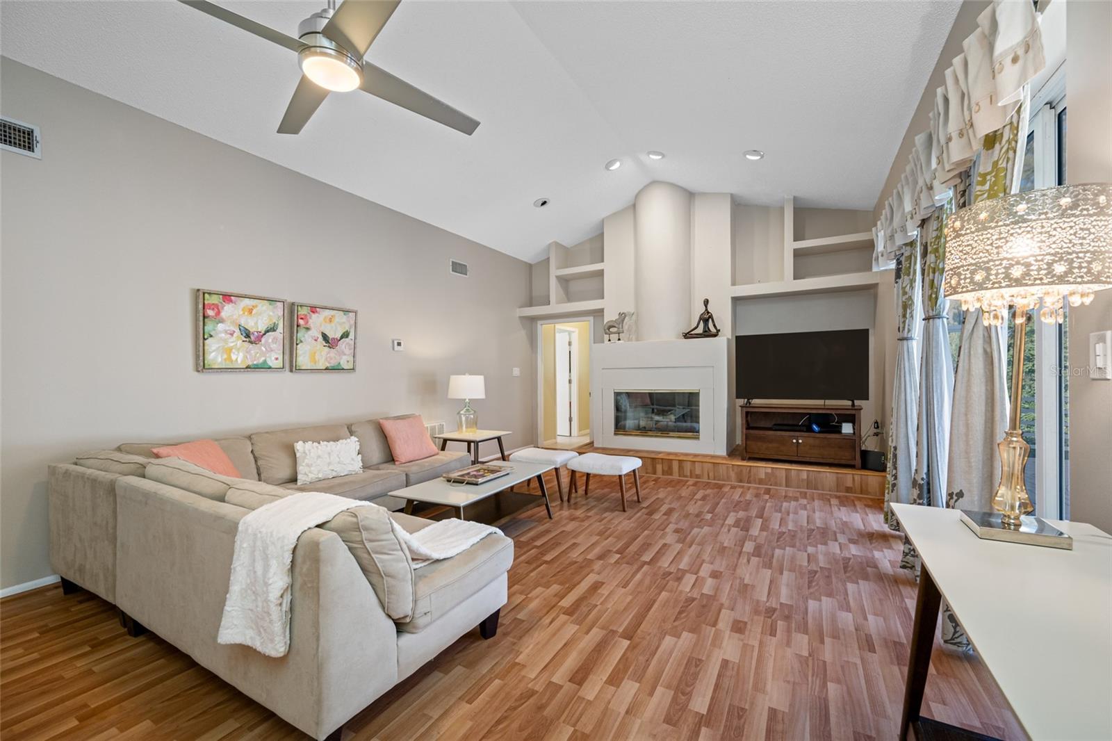 ESTATES AT COBBS LANDING THE PH II - Residential