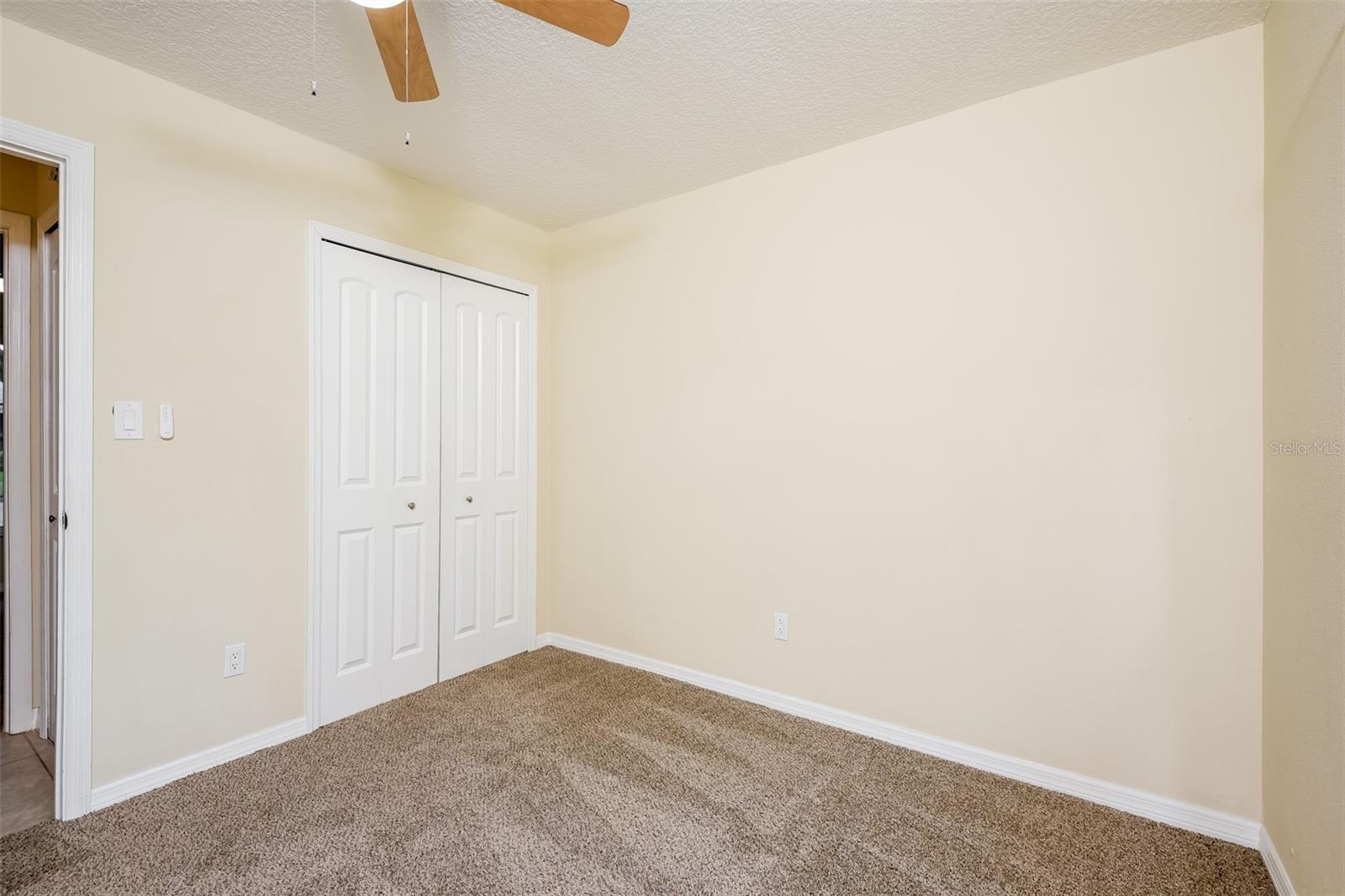 HOWELL BRANCH WOODS - Residential