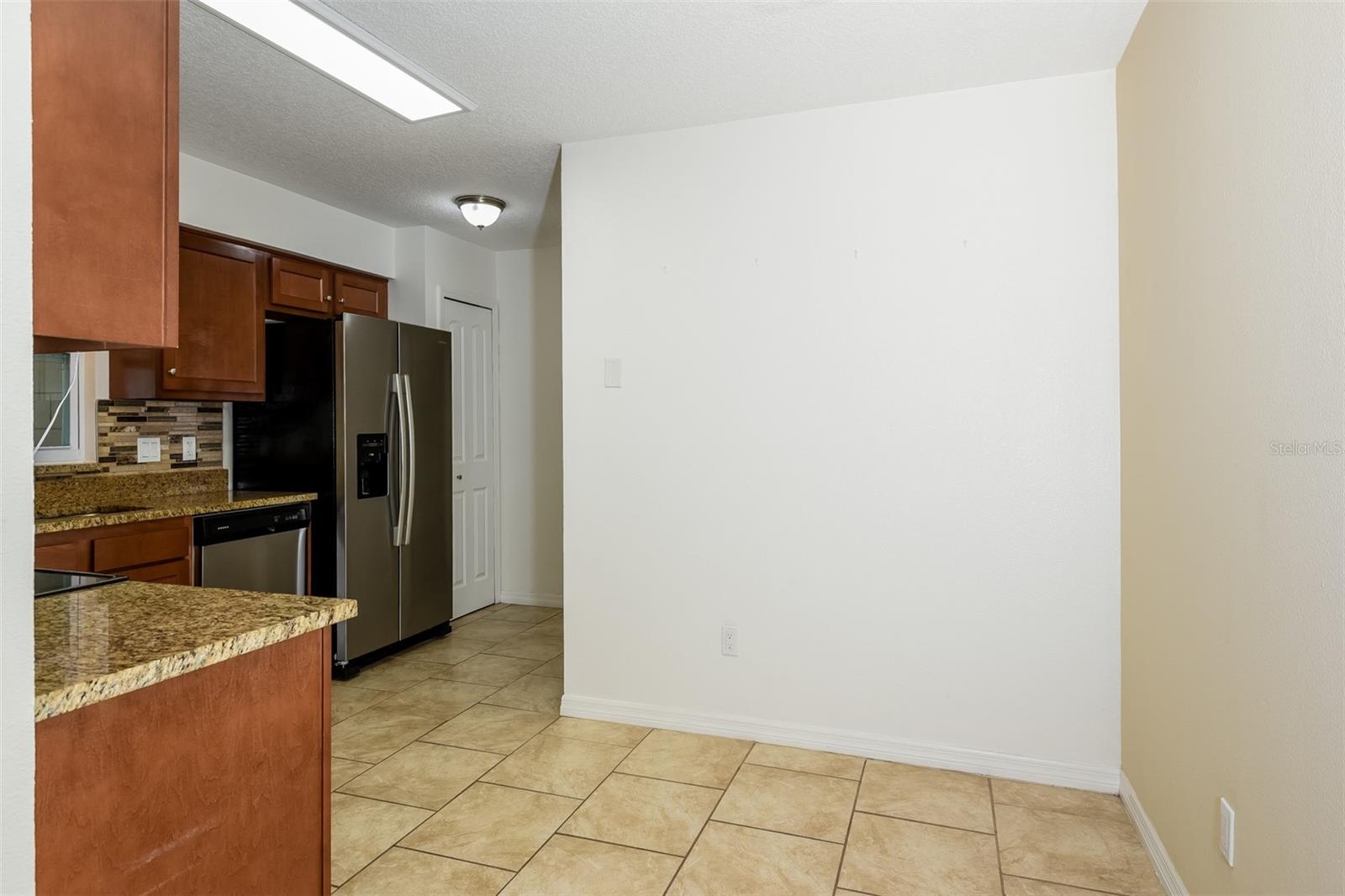 HOWELL BRANCH WOODS - Residential