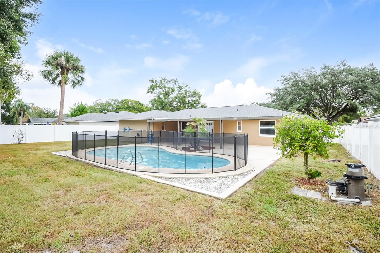 HOWELL BRANCH WOODS - Residential