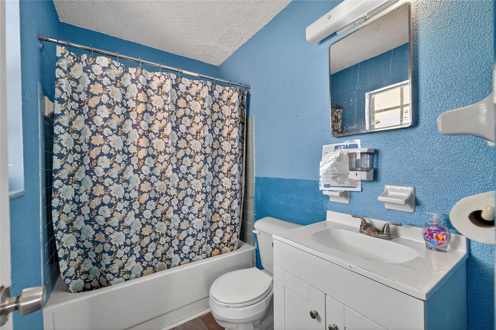 PROGRESS VILLAGE UNIT 2 - Commercial Sale