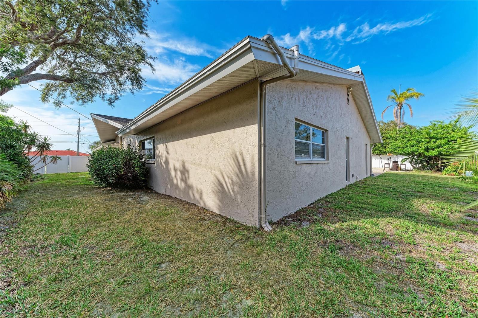 HARBOR BLUFFS - Residential