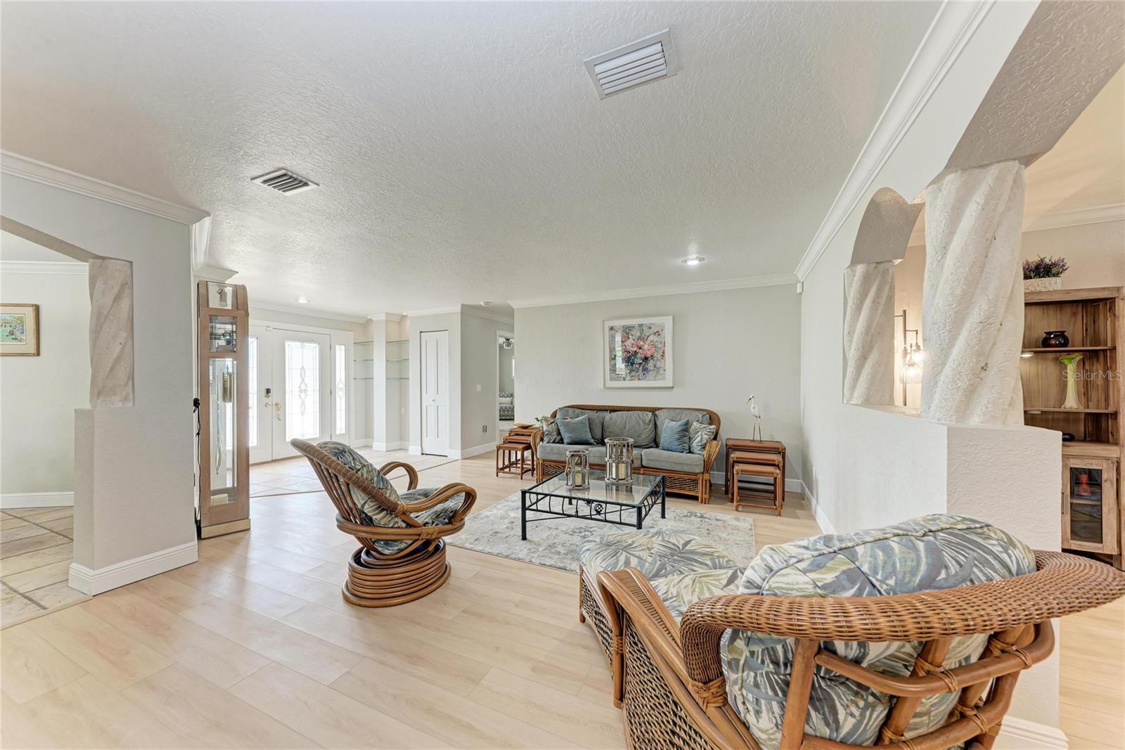 HARBOR BLUFFS - Residential