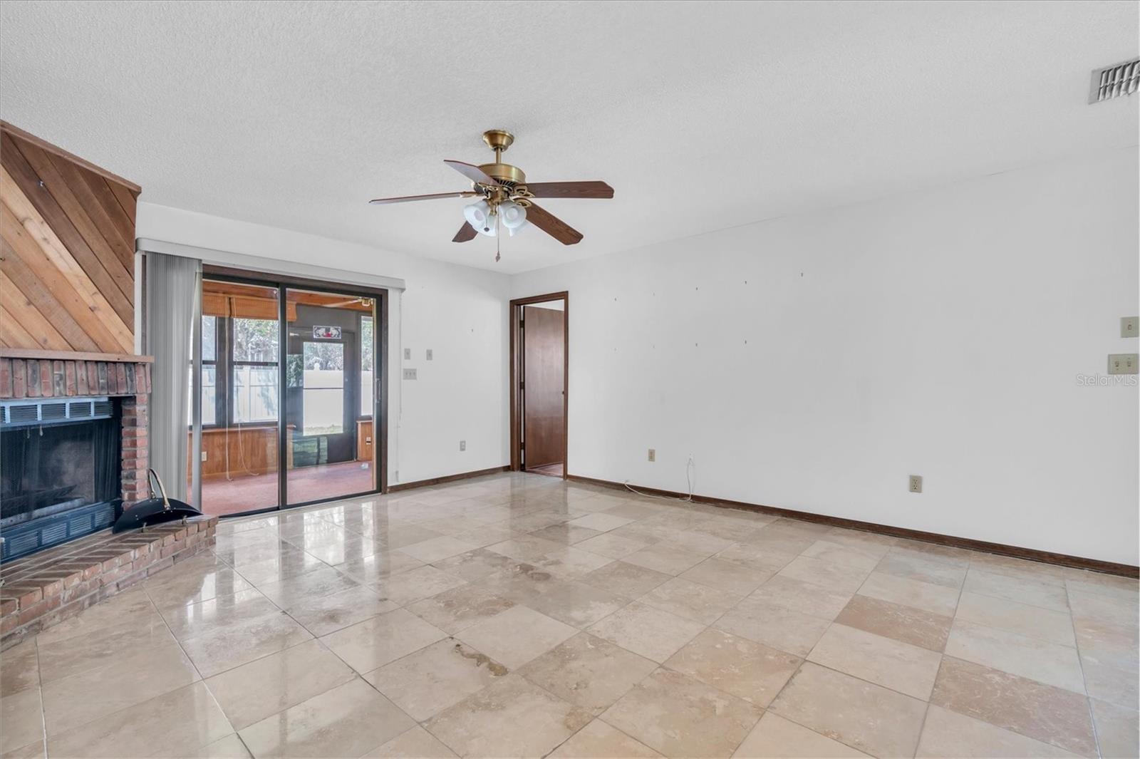 TARPON WOODS 4TH ADD - Residential