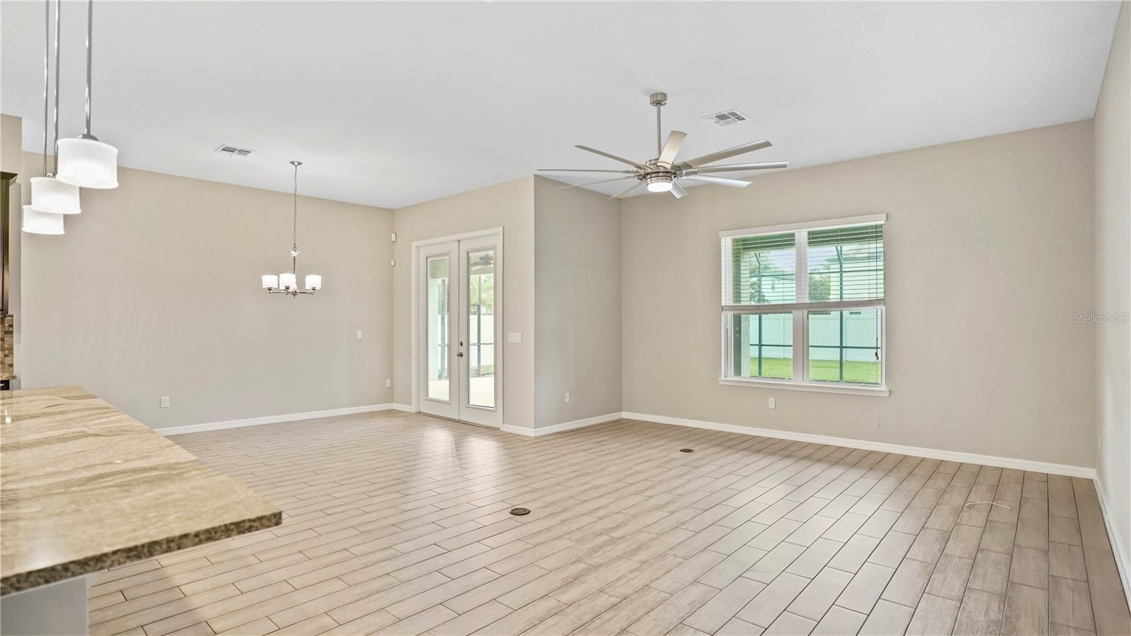 HILLSIDE/WEKIVA - Residential