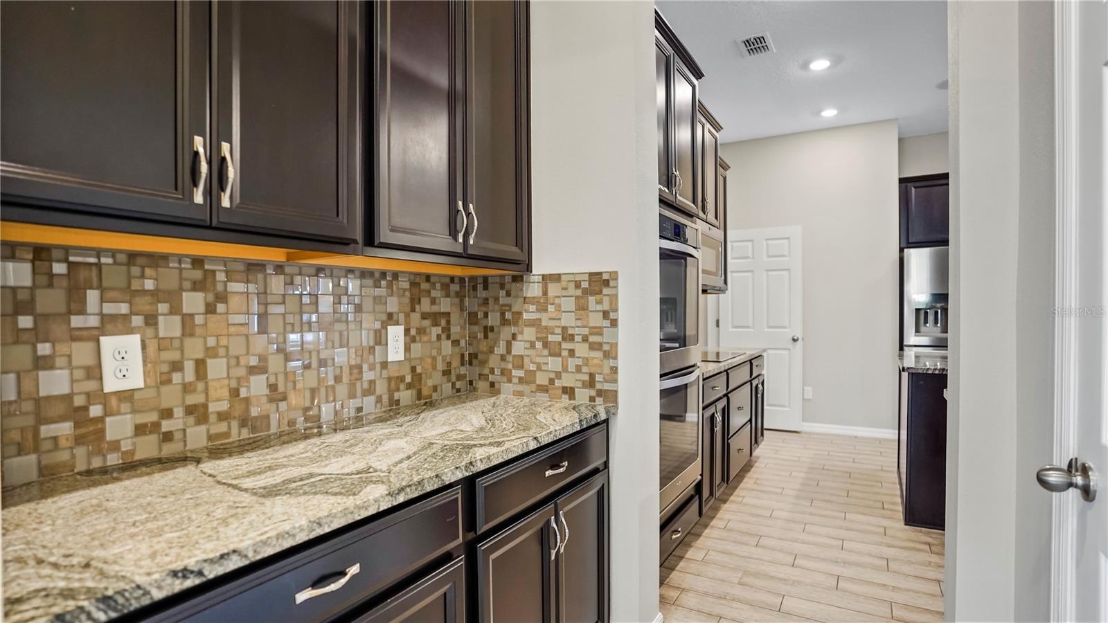 HILLSIDE/WEKIVA - Residential