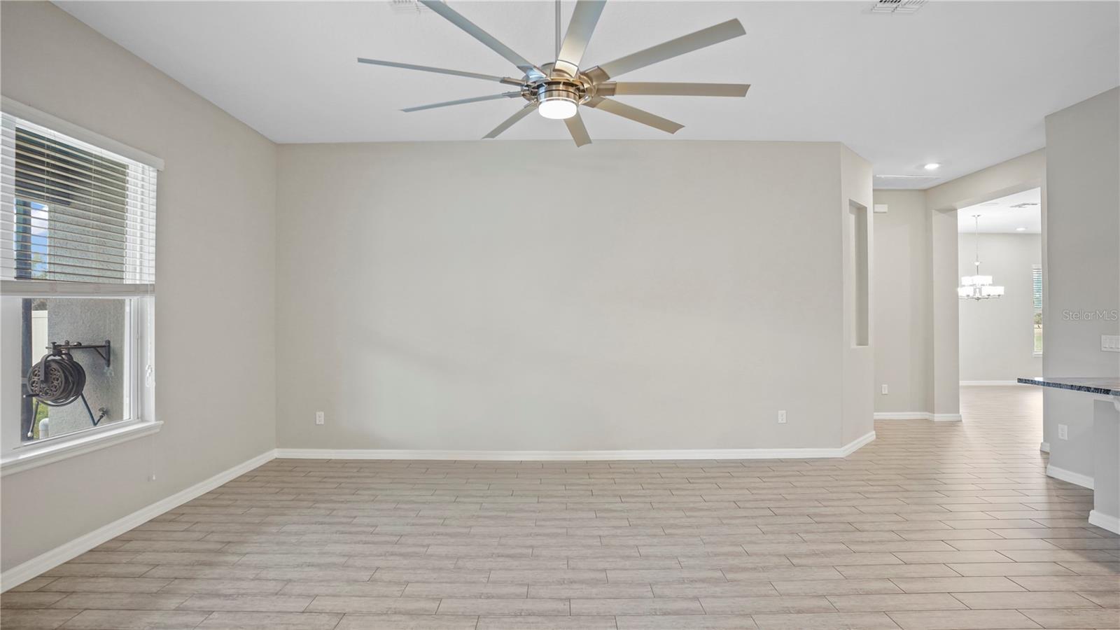 HILLSIDE/WEKIVA - Residential