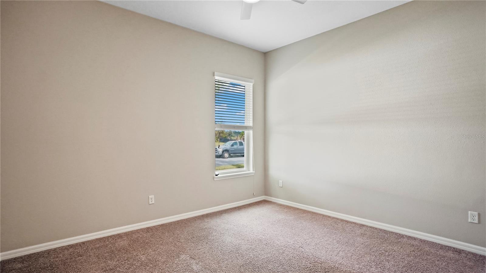 HILLSIDE/WEKIVA - Residential