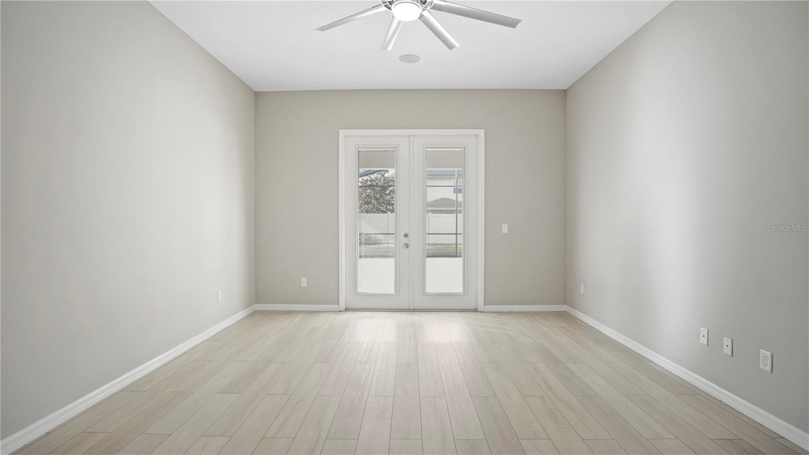 HILLSIDE/WEKIVA - Residential