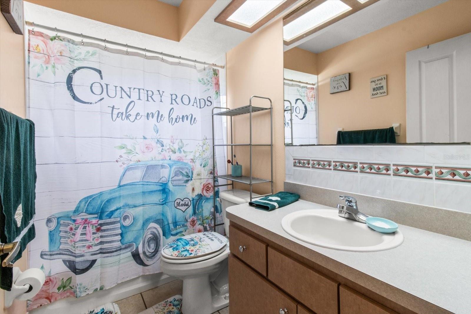 HILLS OF AVALON - Residential