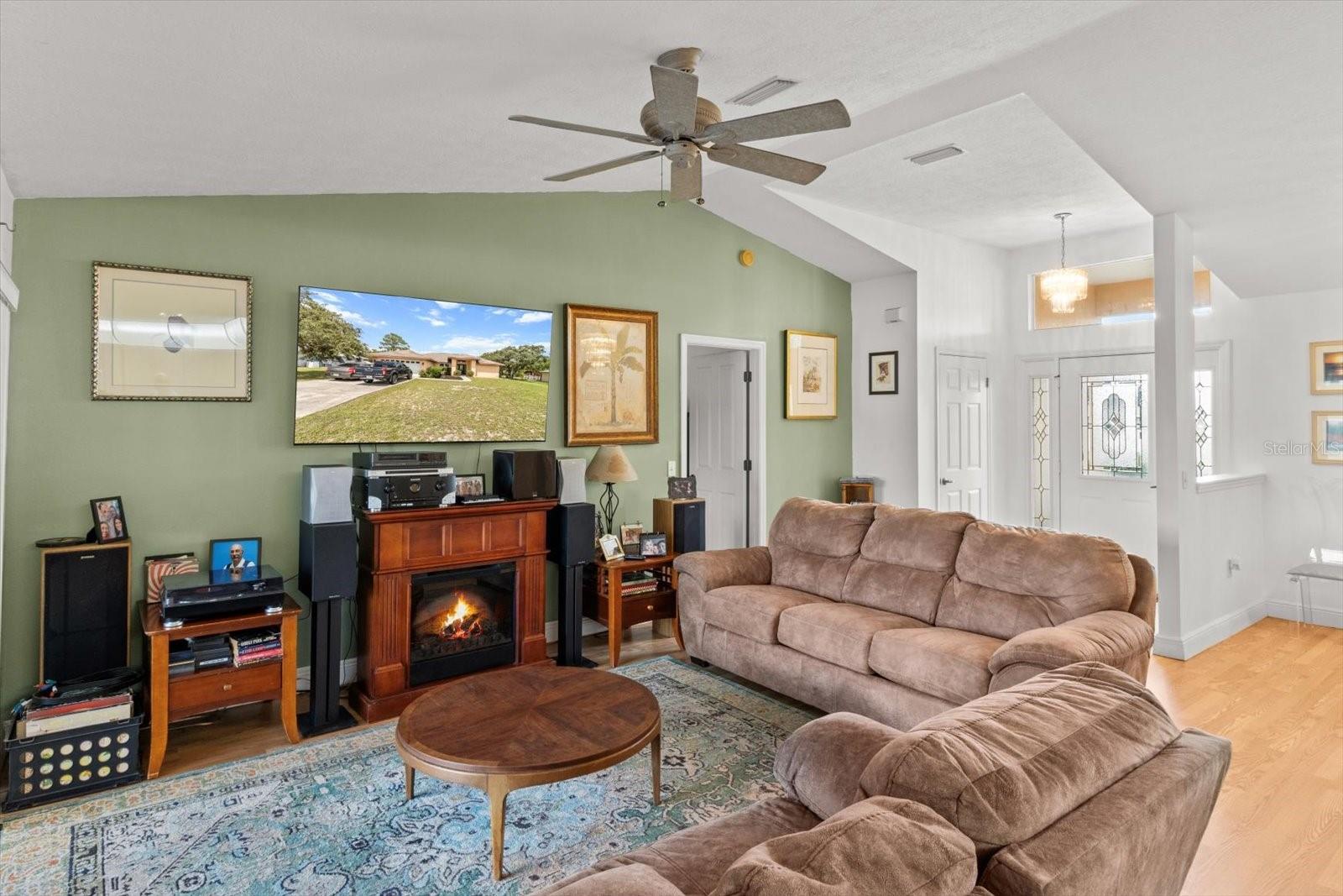 HILLS OF AVALON - Residential