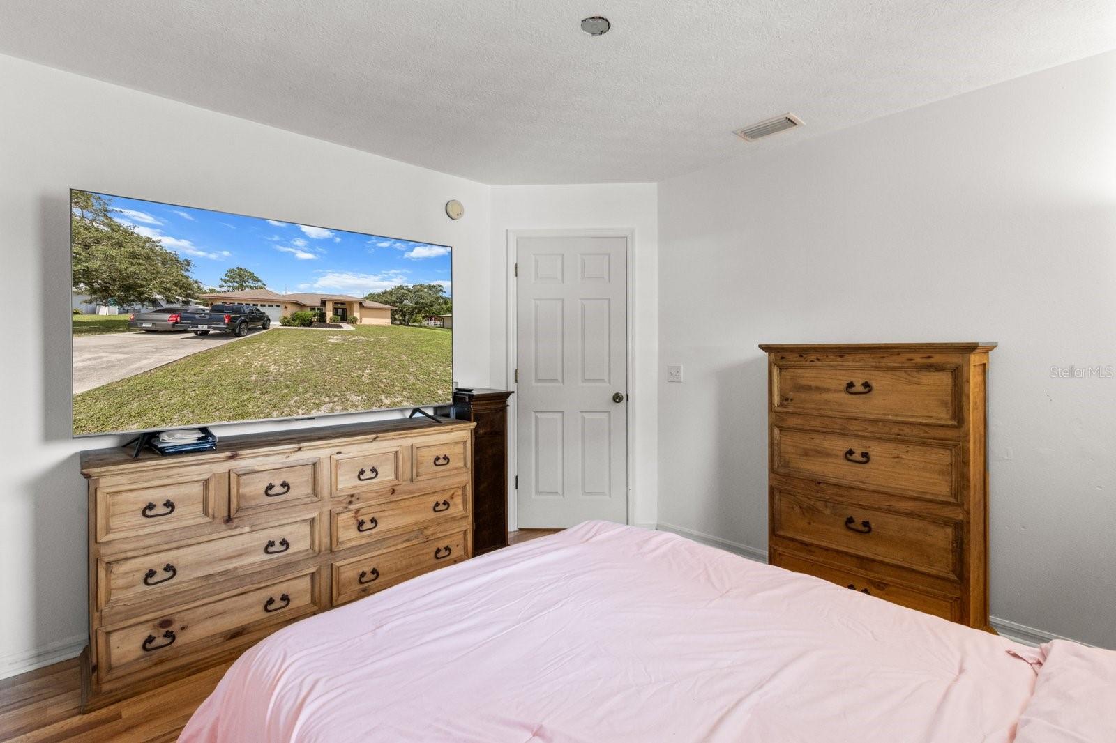 HILLS OF AVALON - Residential