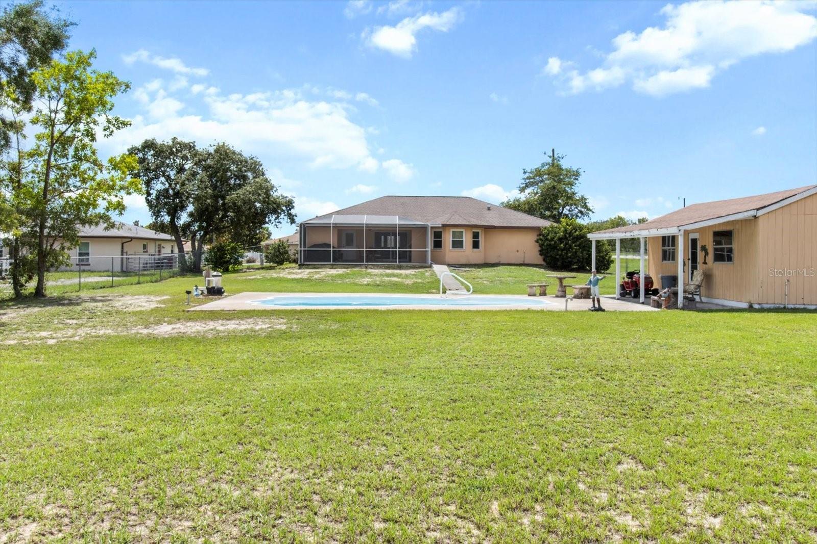 HILLS OF AVALON - Residential