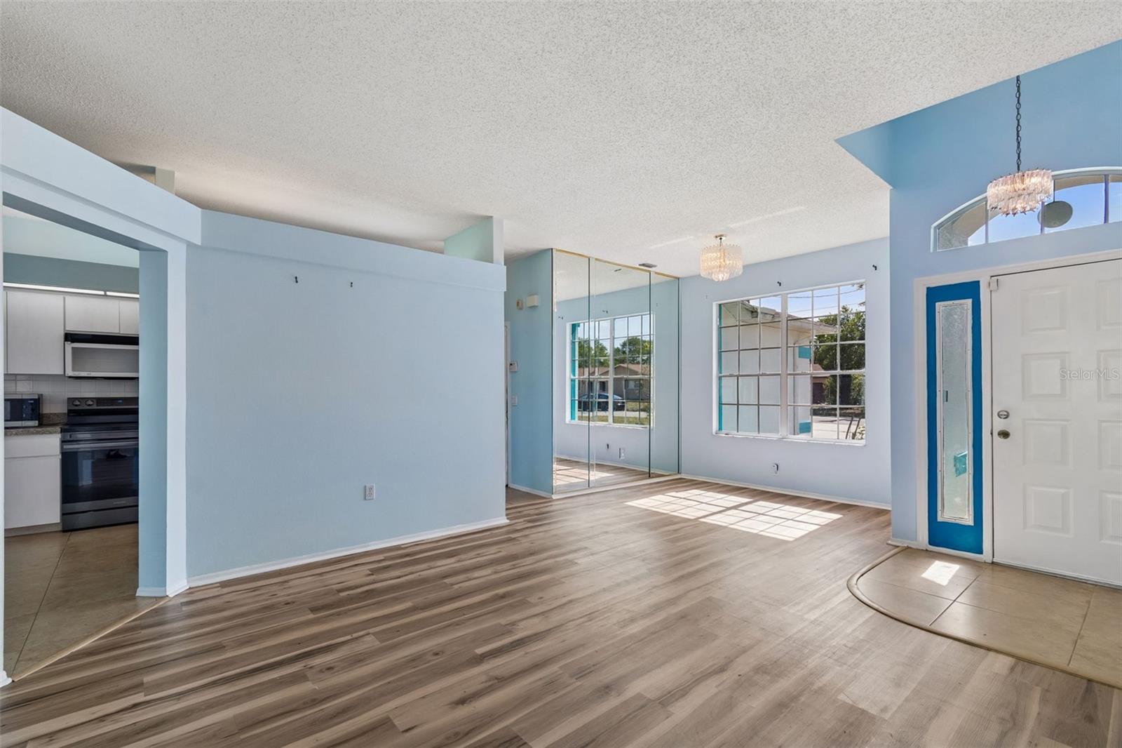 SPRING HILL - Residential