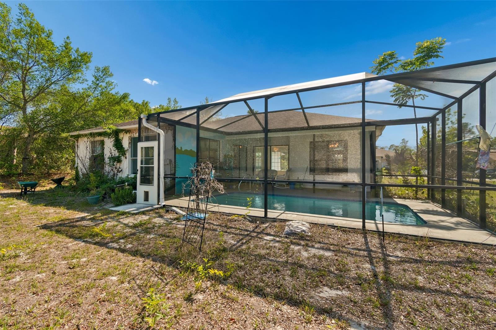 SPRING HILL - Residential