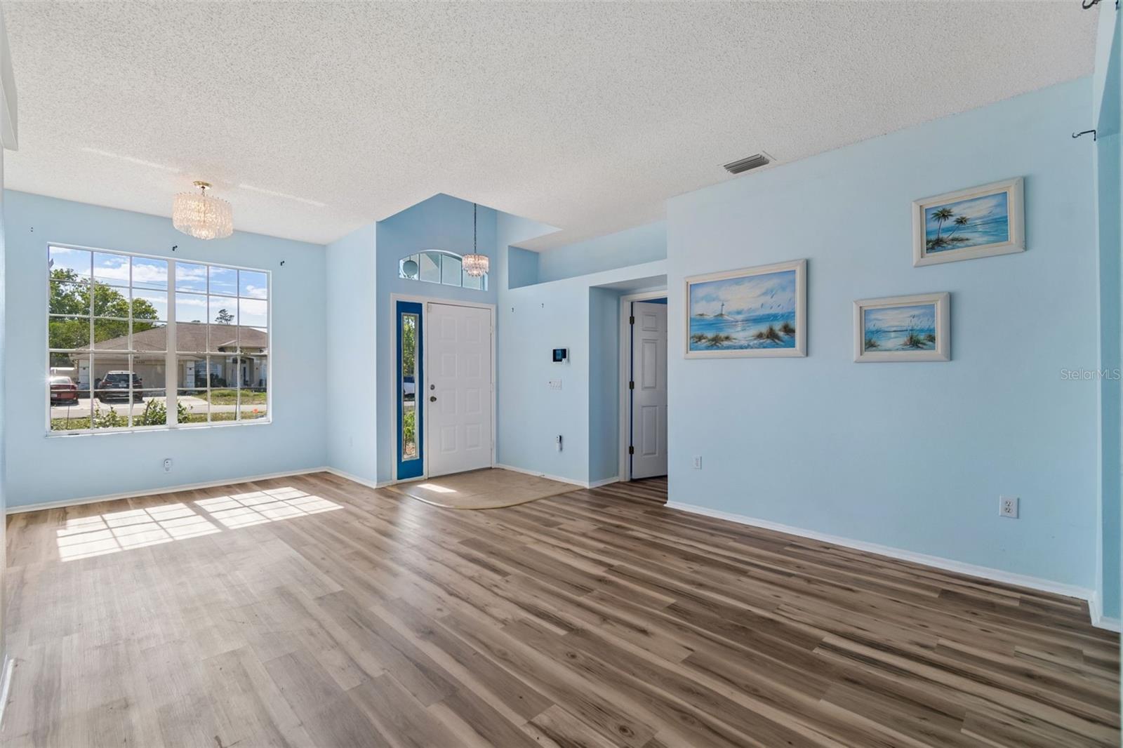 SPRING HILL - Residential