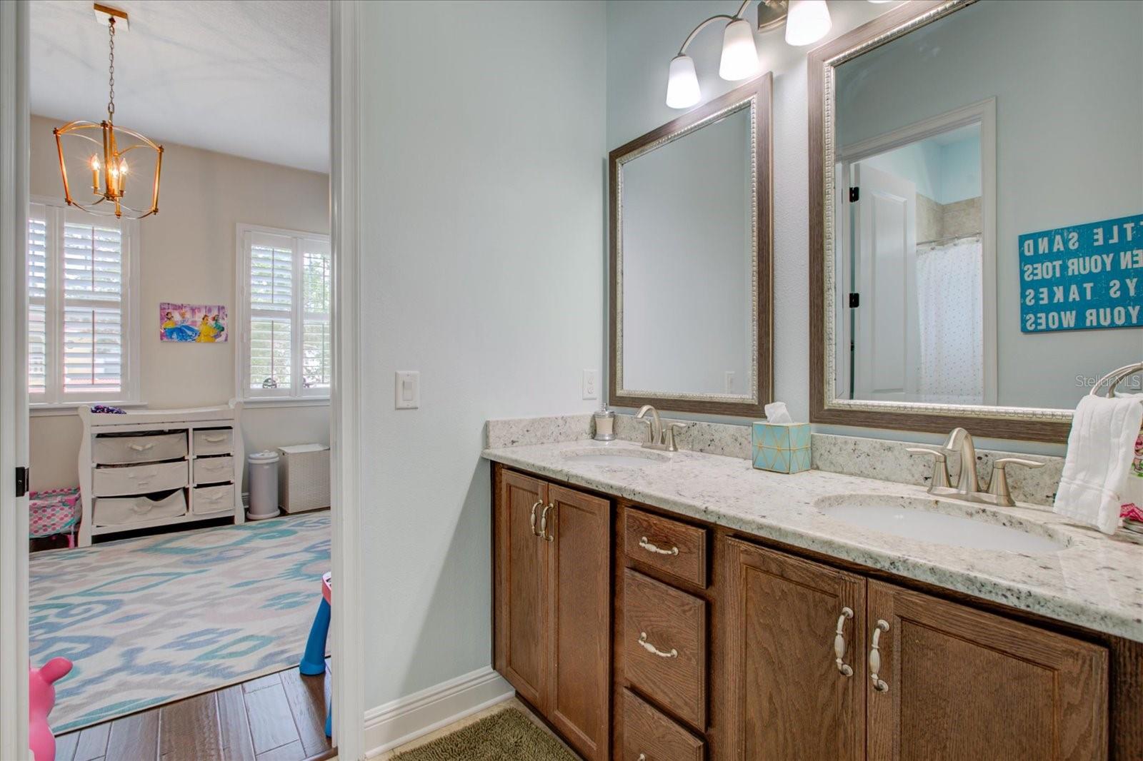LYNWOOD - Residential Lease