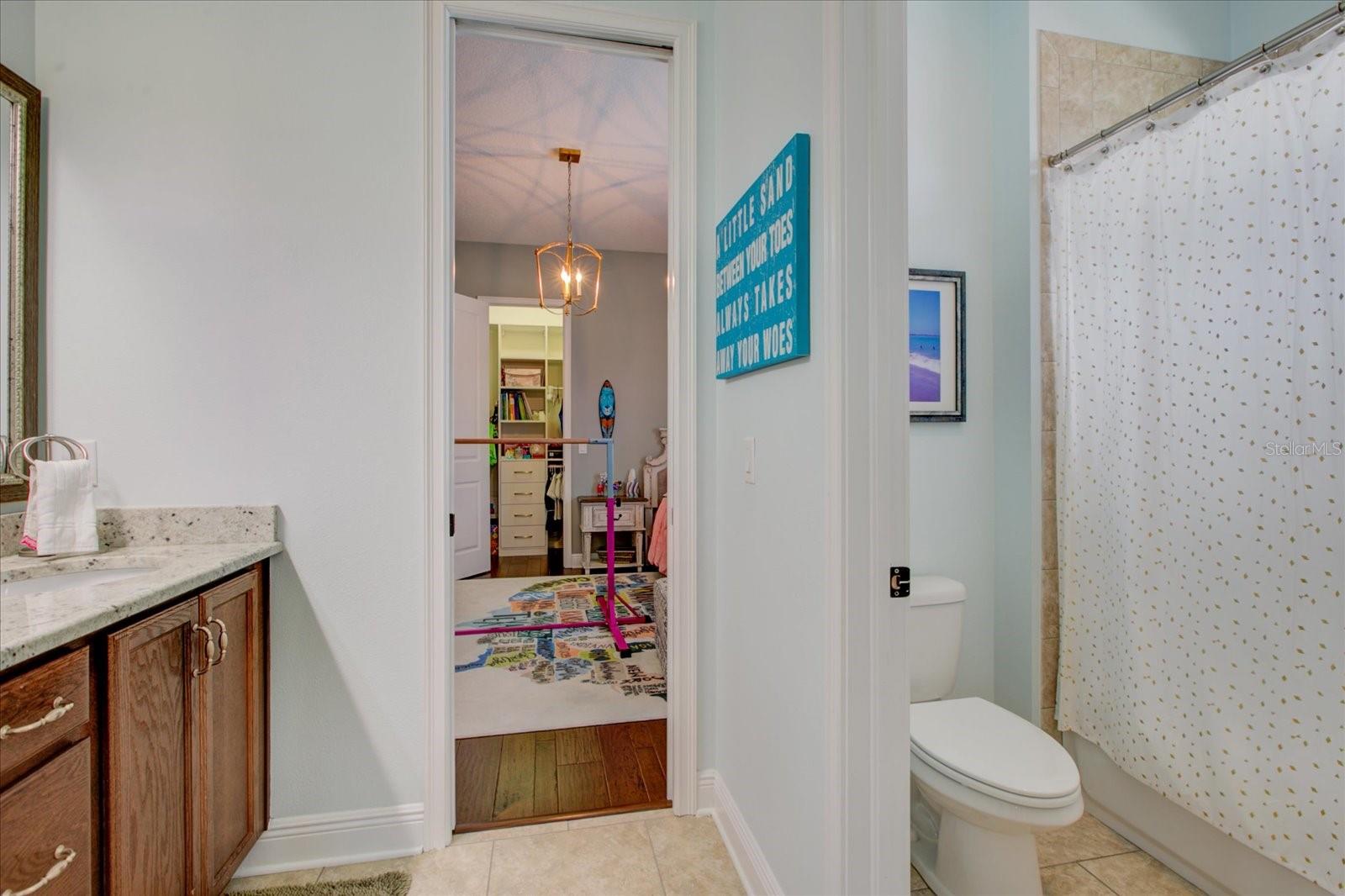LYNWOOD - Residential Lease