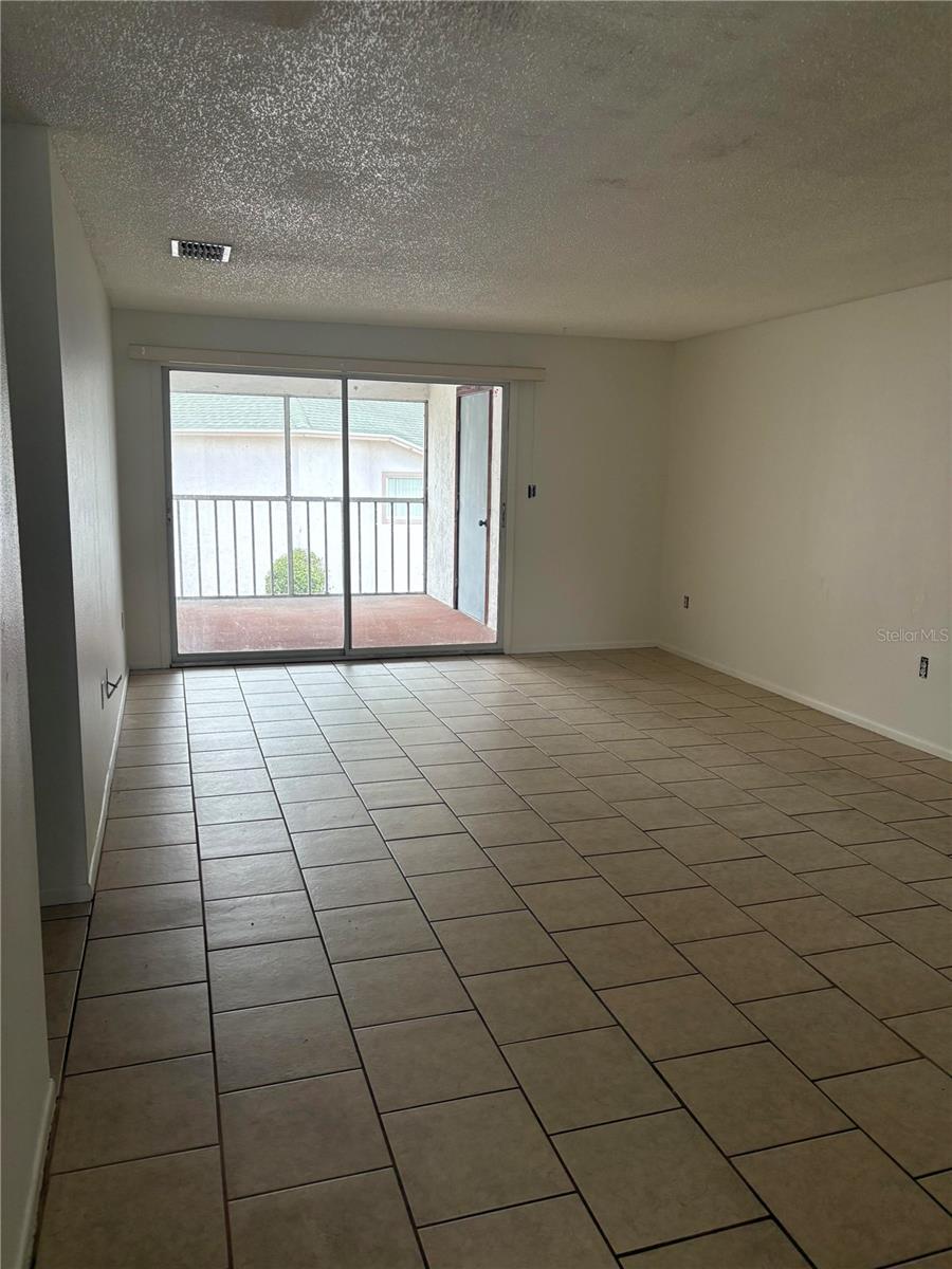 408 COUNTRY LANE 408