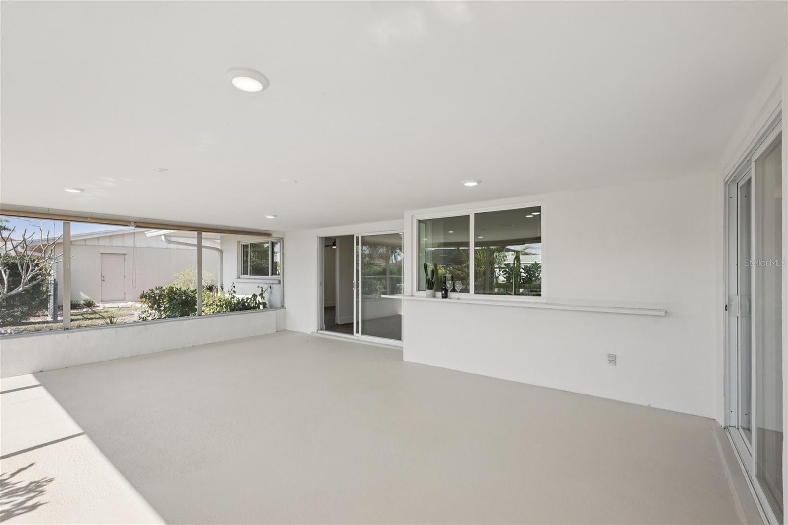 GULF GATE - Residential