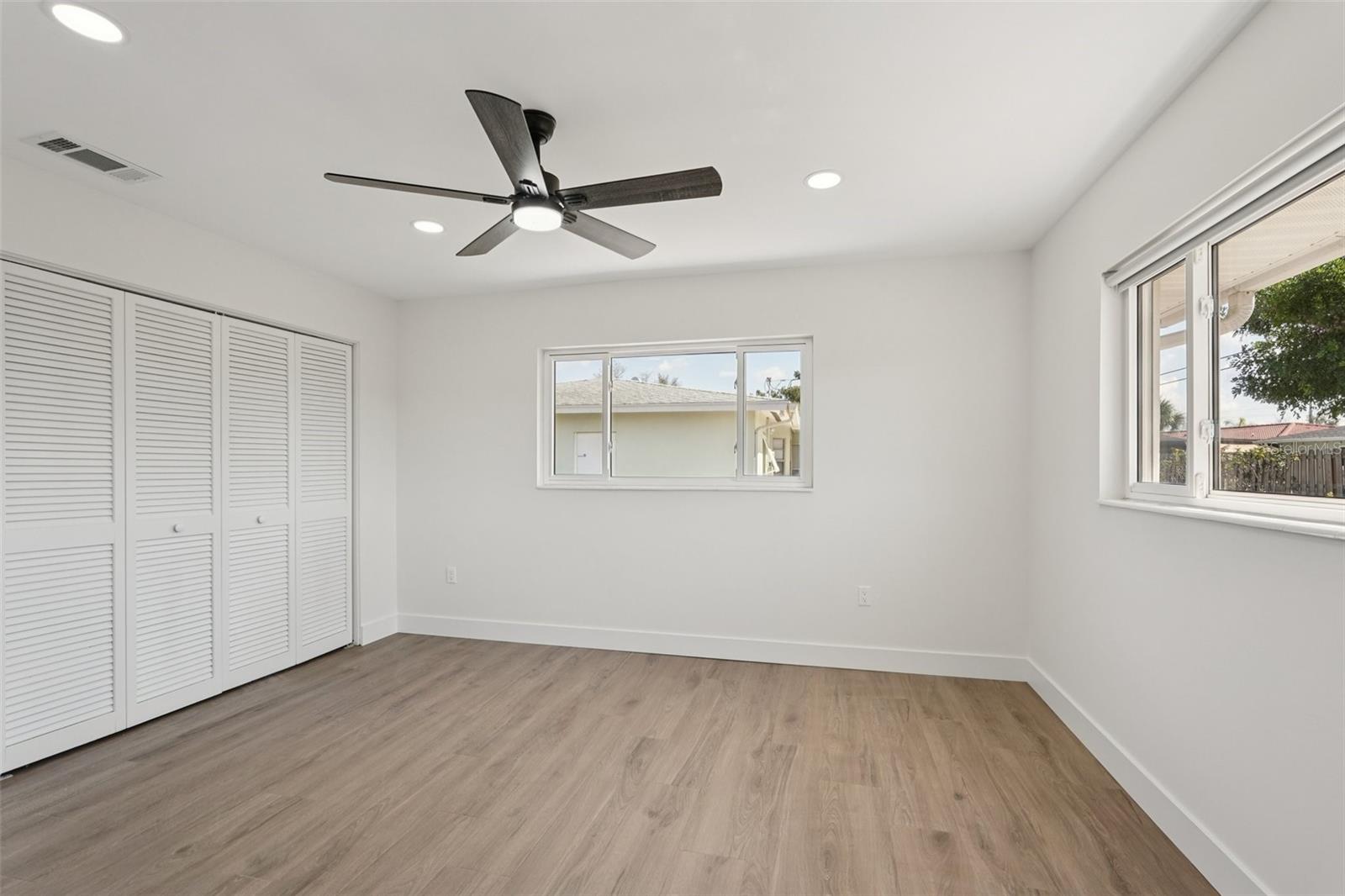 GULF GATE - Residential