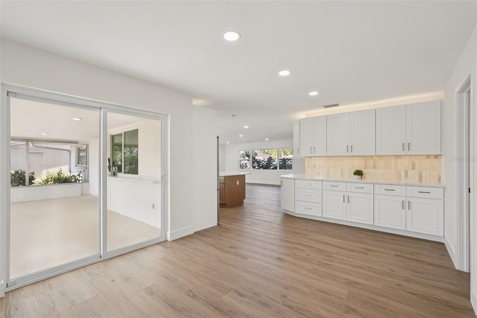 GULF GATE - Residential