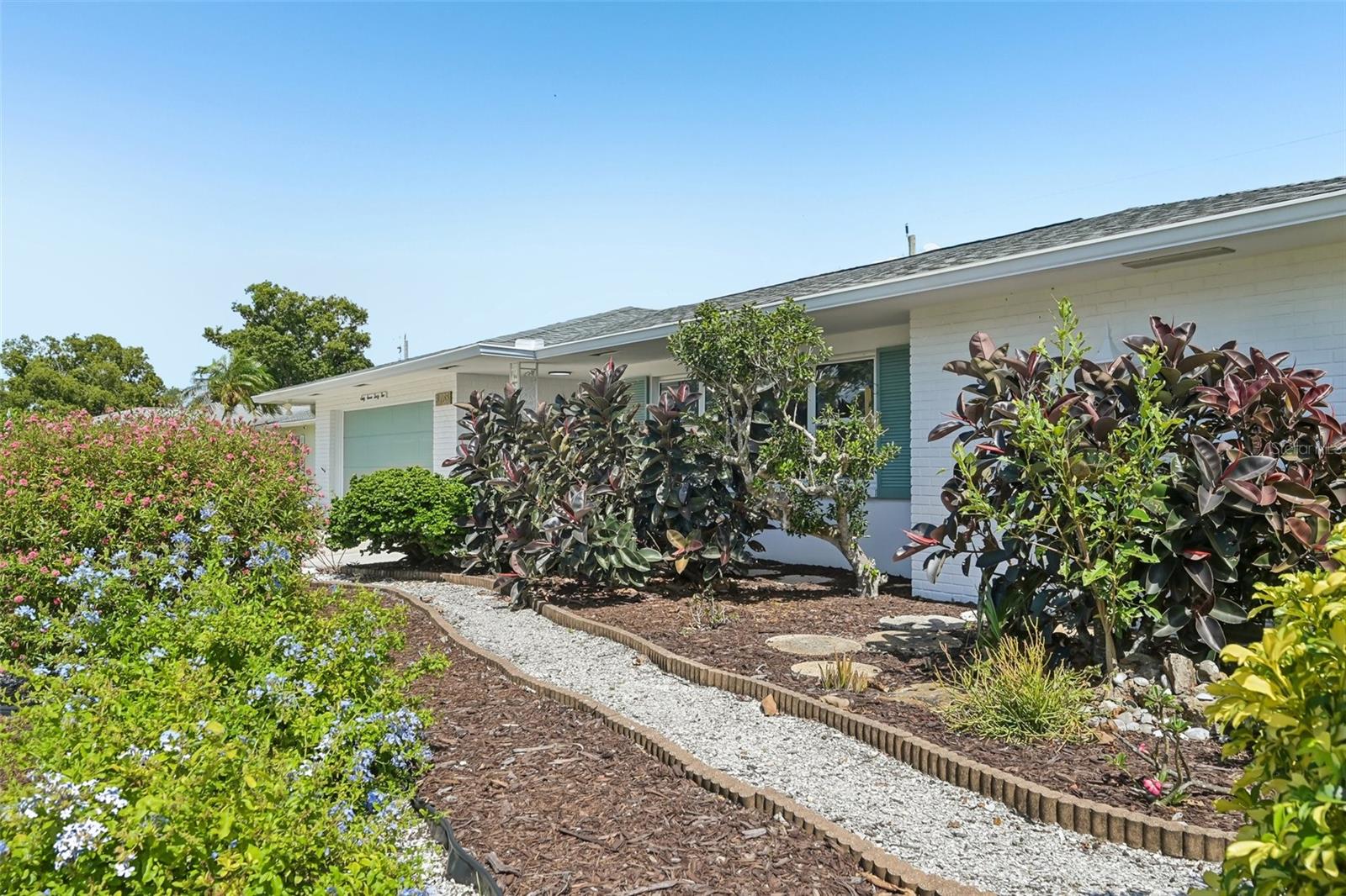 6735 KEYSTONE DRIVE