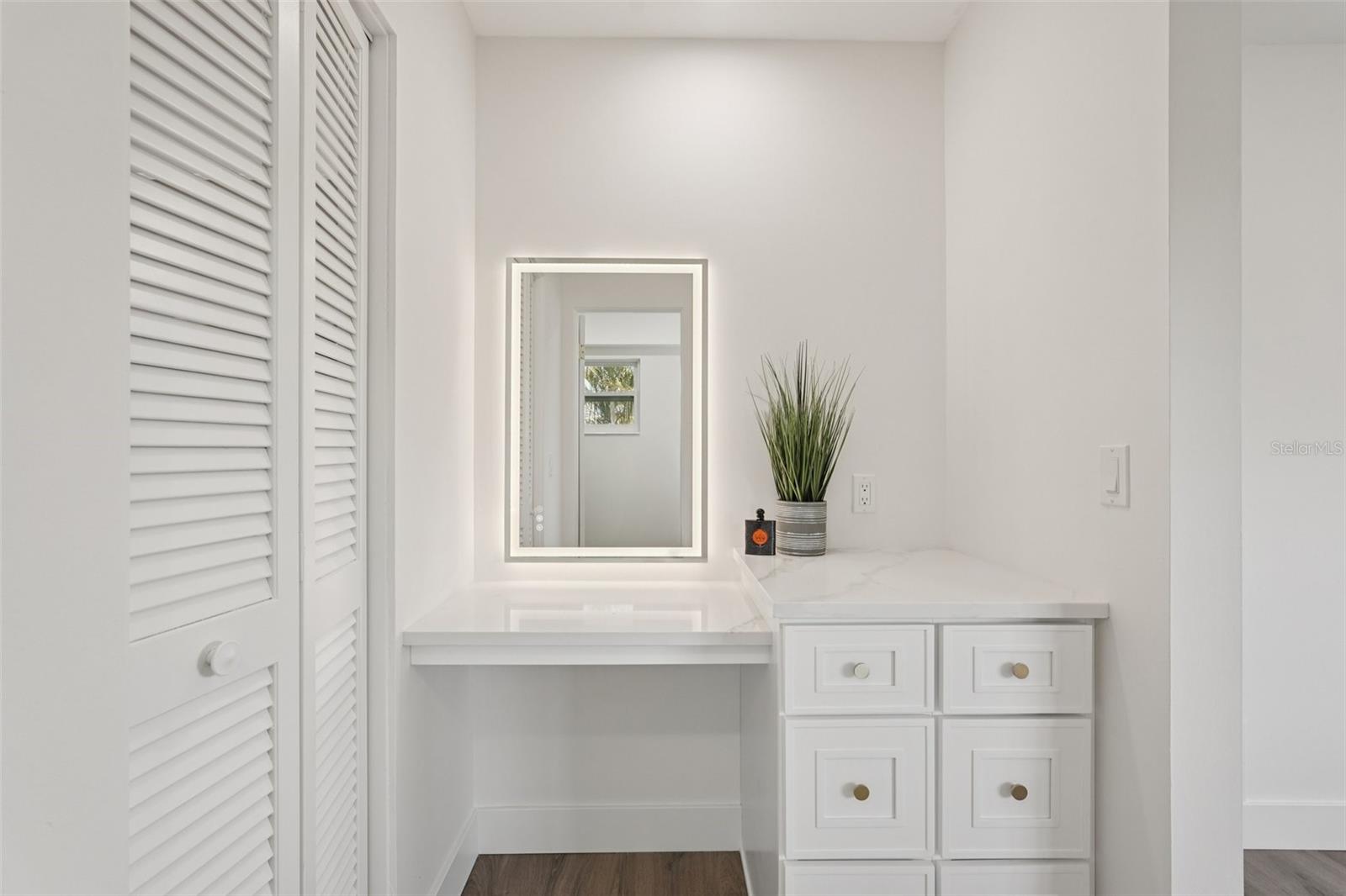 GULF GATE - Residential