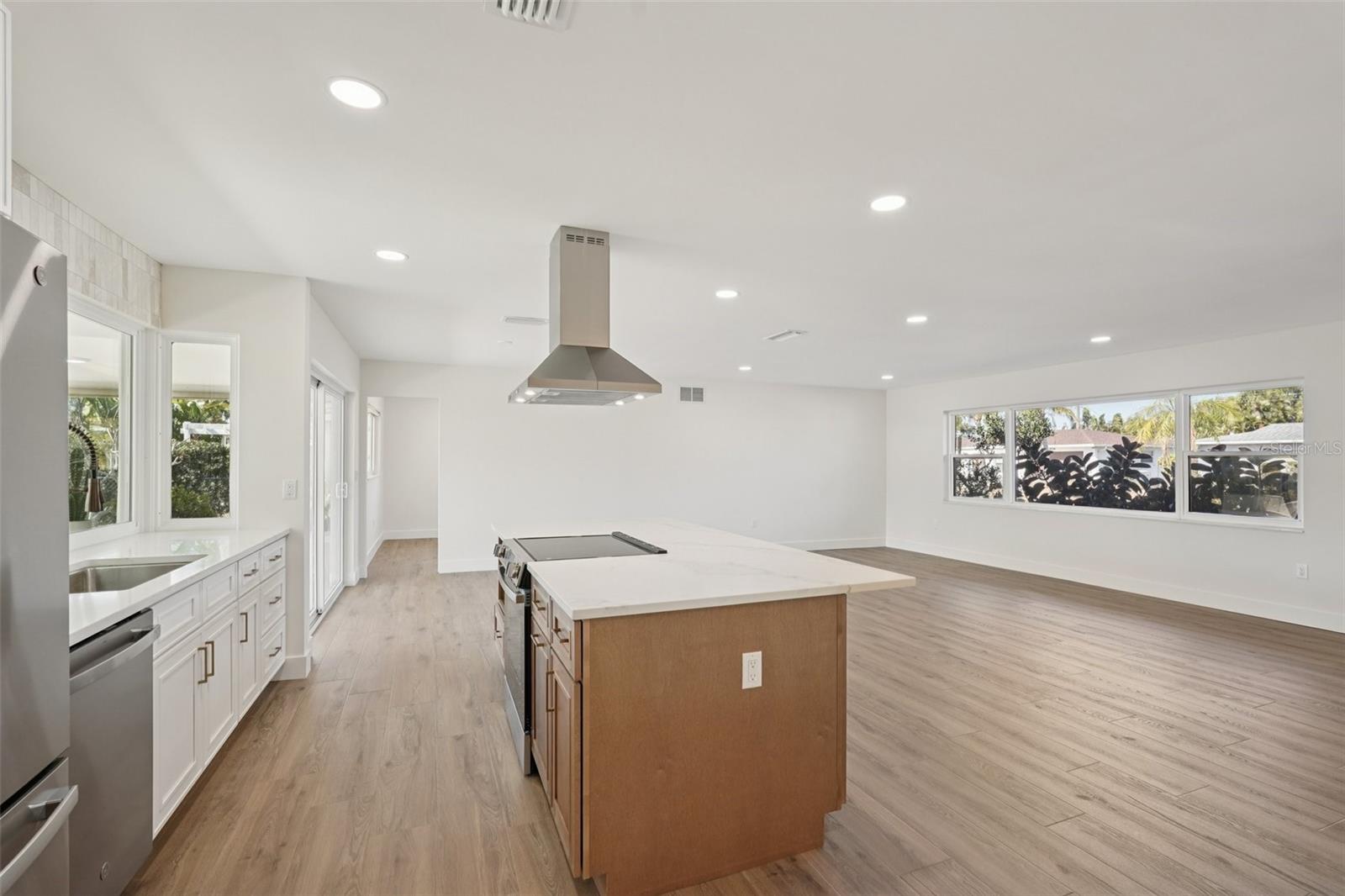 GULF GATE - Residential