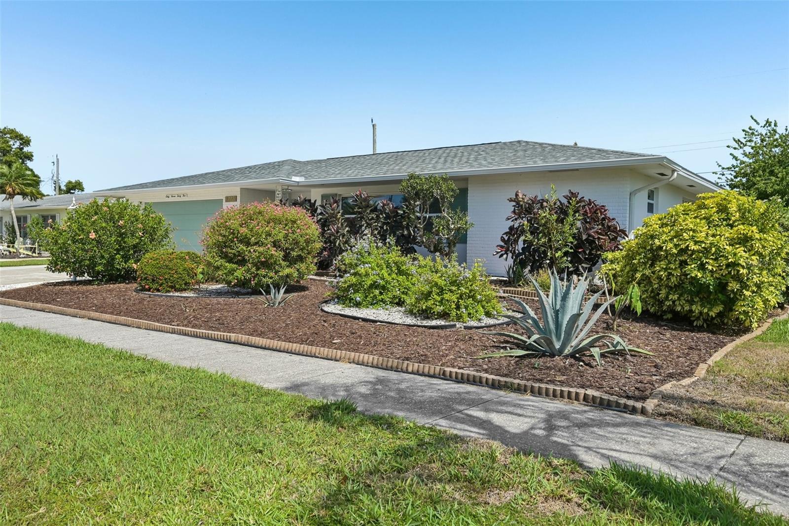 6735 KEYSTONE DRIVE