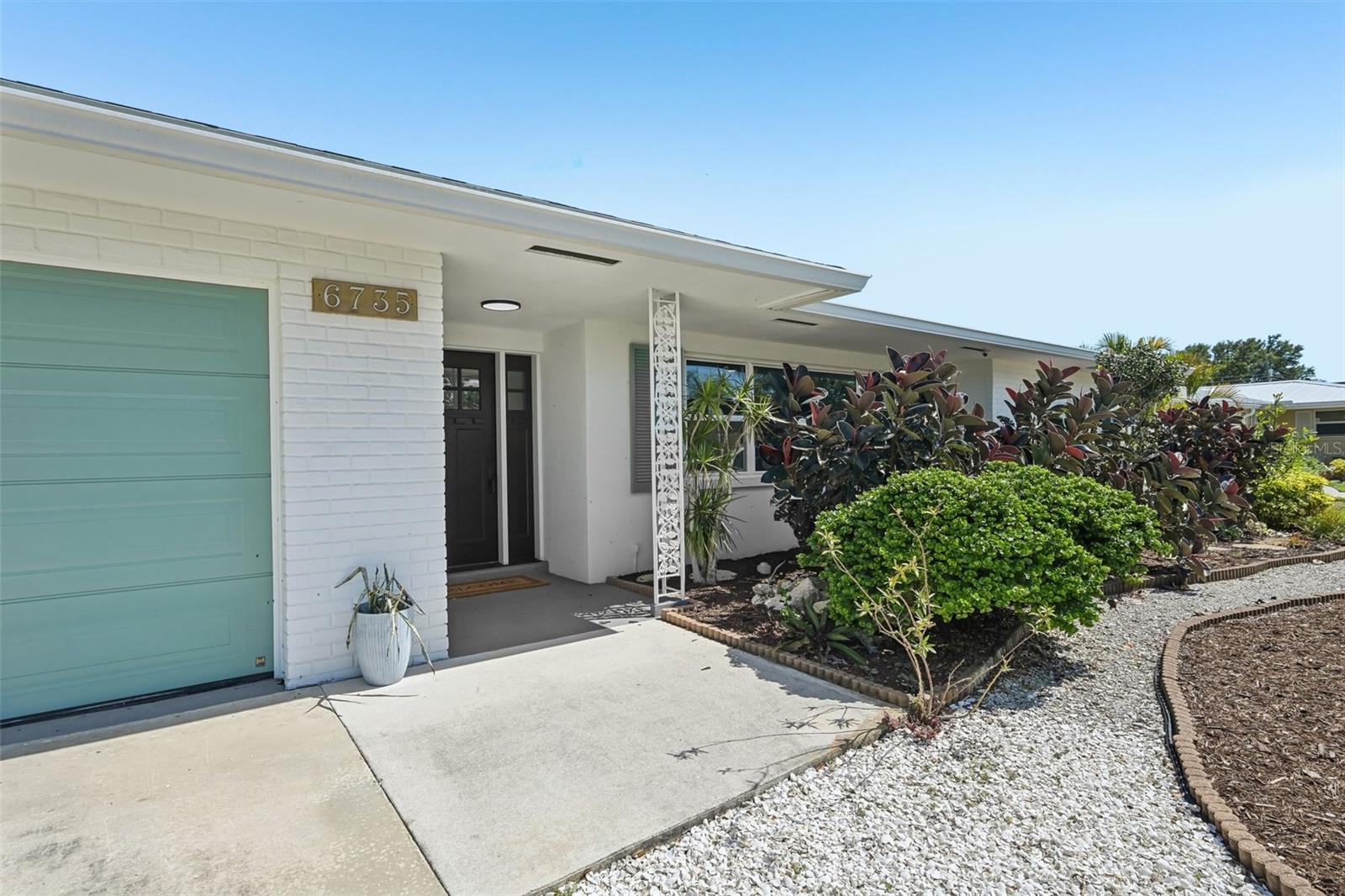 6735 KEYSTONE DRIVE