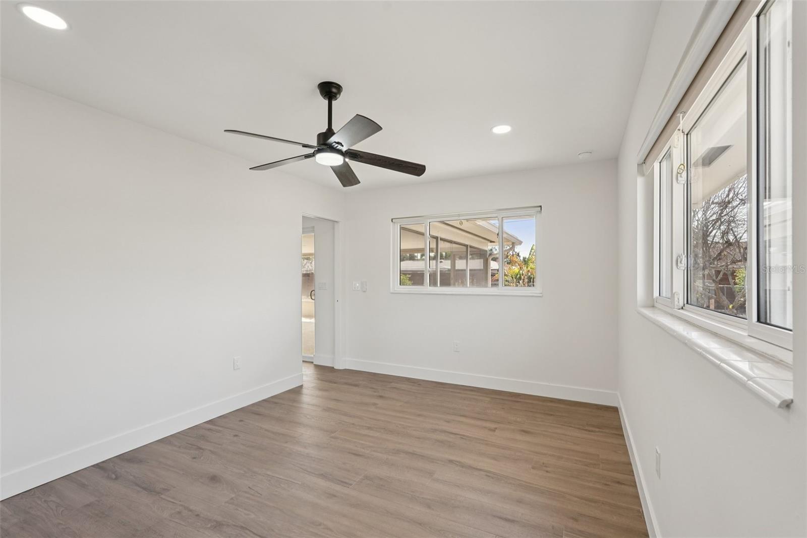 GULF GATE - Residential