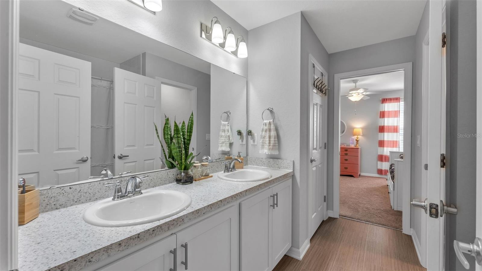 TOWNE PARK ESTATES PHASE 2B - Residential