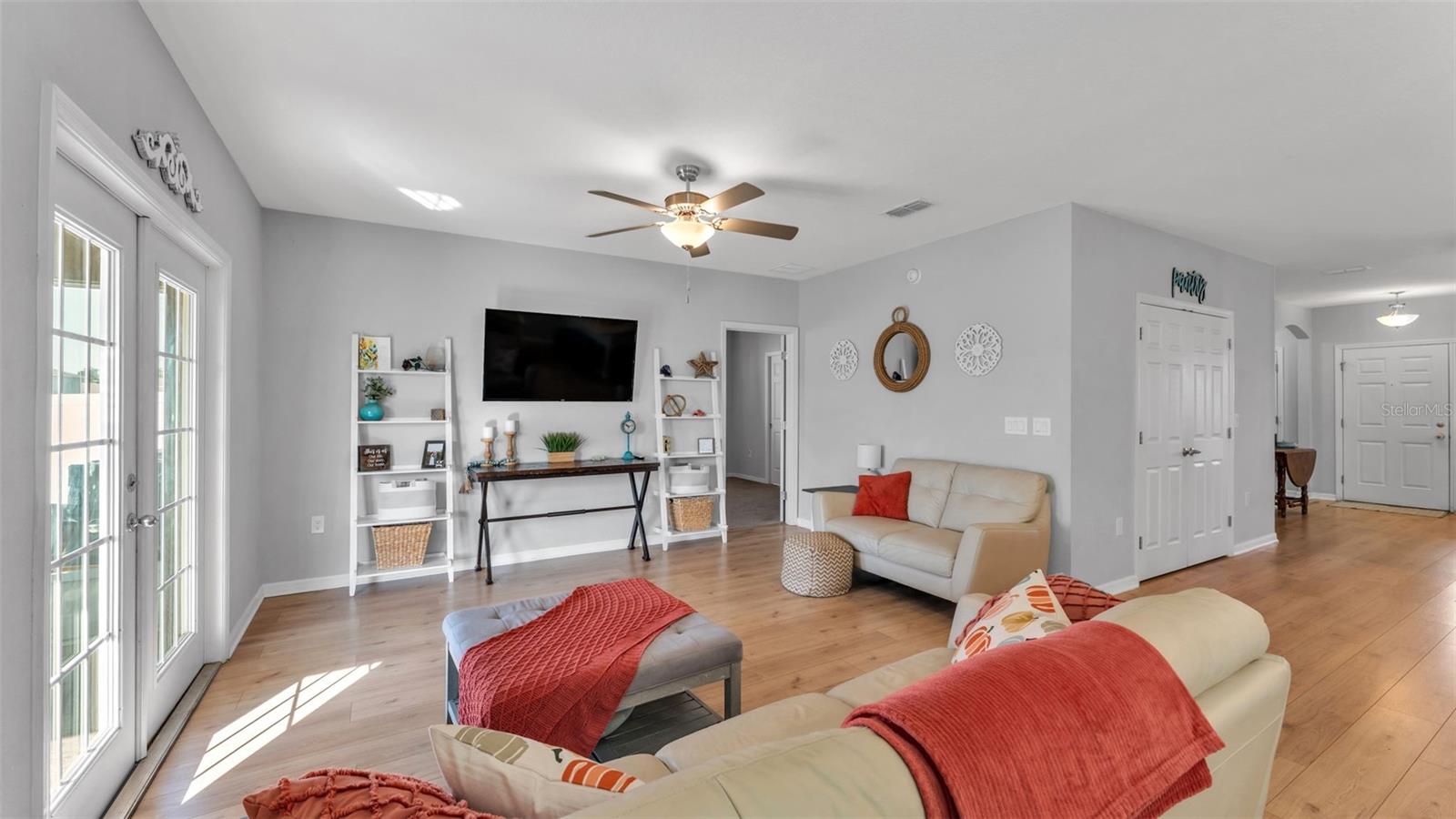 TOWNE PARK ESTATES PHASE 2B - Residential
