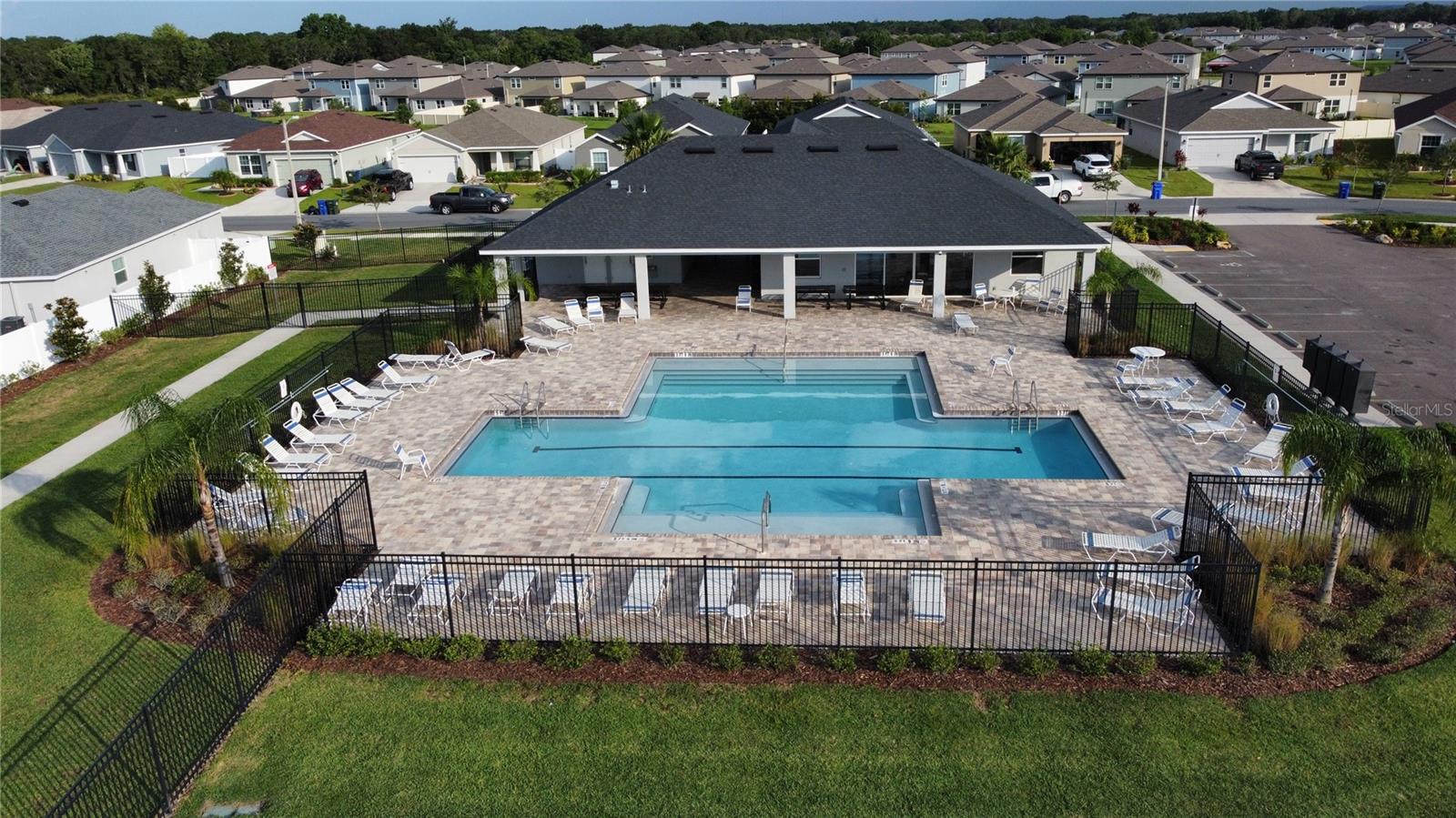 TOWNE PARK ESTATES PHASE 2B - Residential