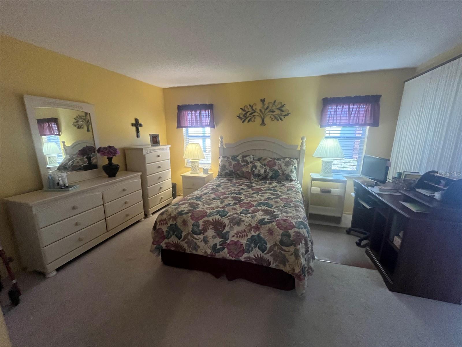 HOLIDAY LAKE VILLAS CONDO - Residential