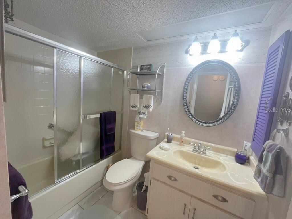 HOLIDAY LAKE VILLAS CONDO - Residential