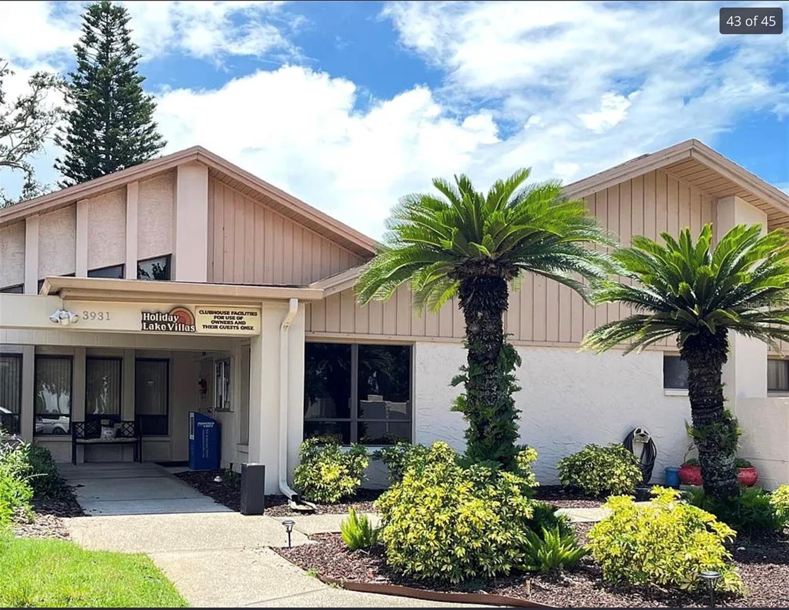 HOLIDAY LAKE VILLAS CONDO - Residential