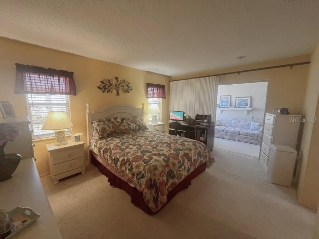HOLIDAY LAKE VILLAS CONDO - Residential