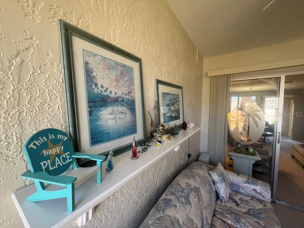 HOLIDAY LAKE VILLAS CONDO - Residential