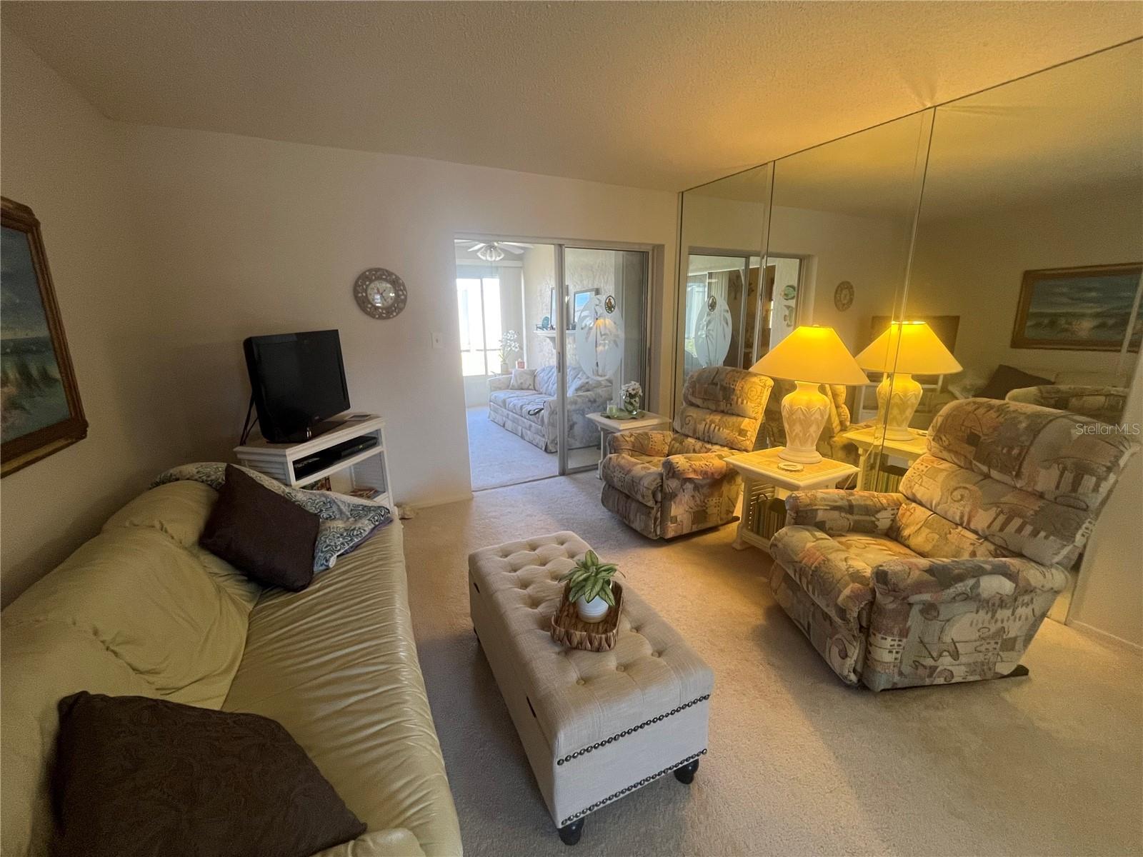 HOLIDAY LAKE VILLAS CONDO - Residential