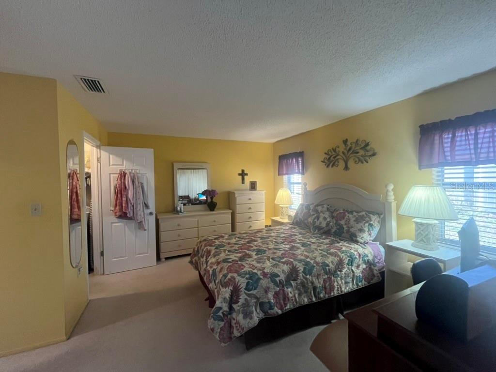 HOLIDAY LAKE VILLAS CONDO - Residential