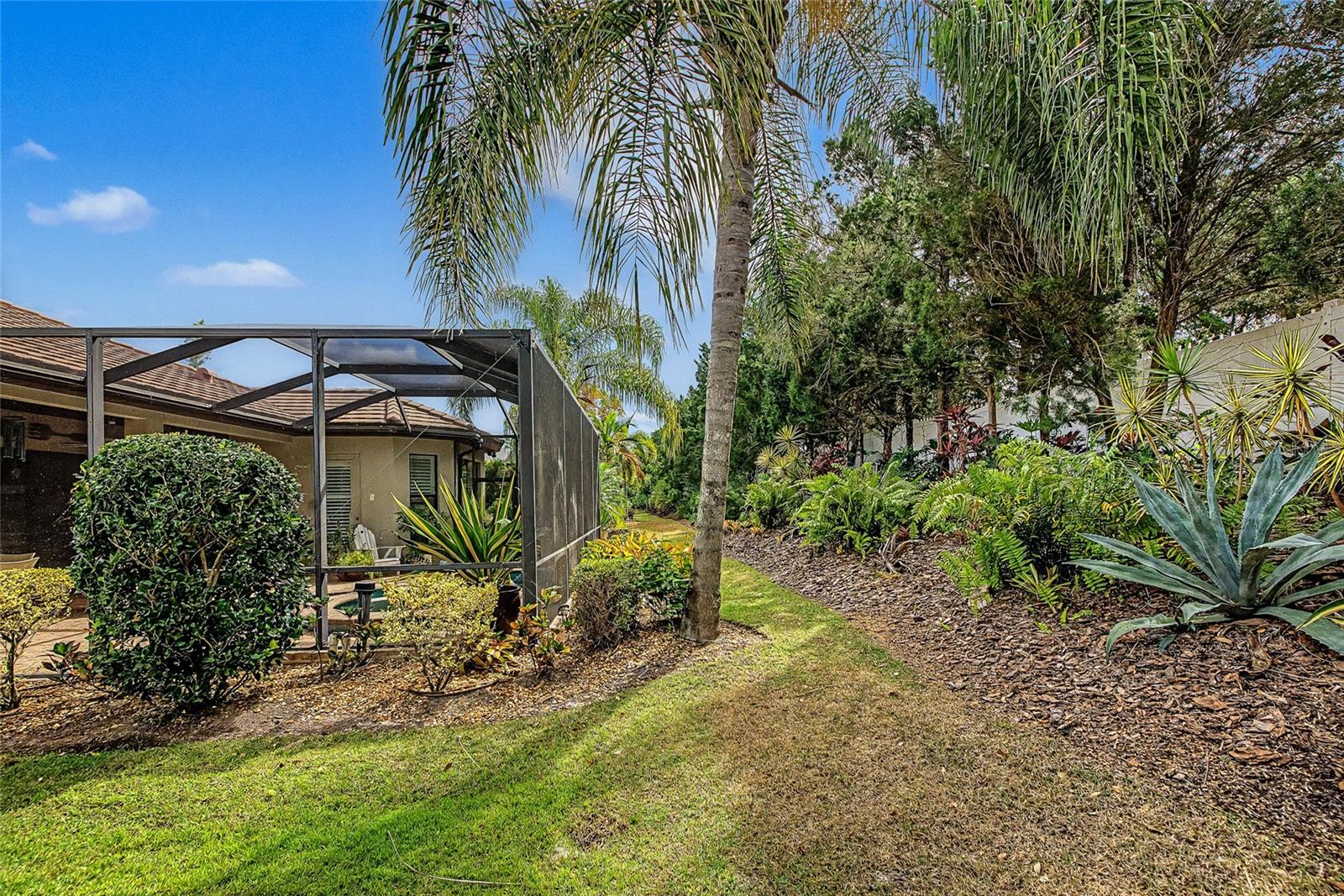 COUNTRY CLUB EAST AT LAKEWD RNCH OO1&2 - Residential