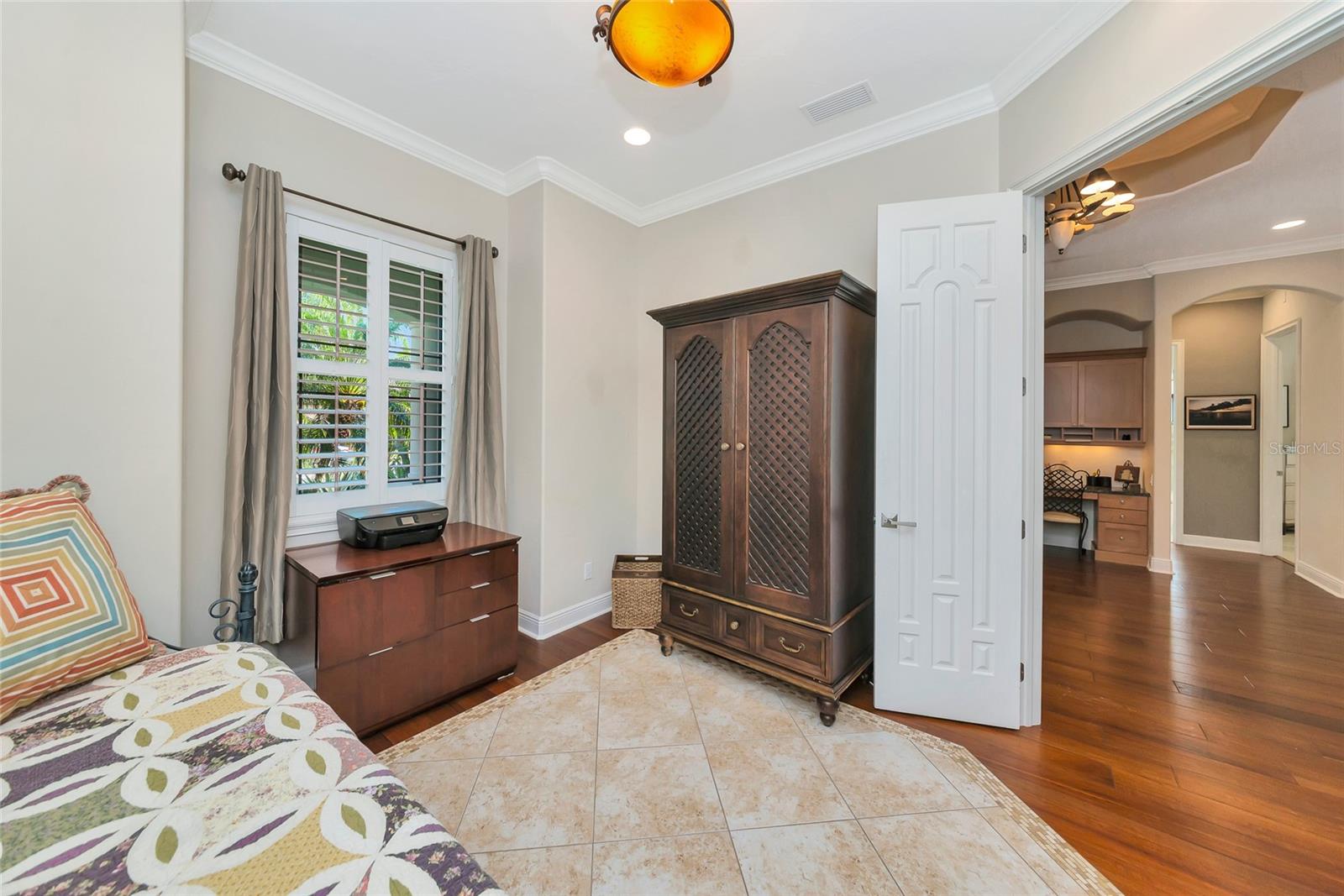 COUNTRY CLUB EAST AT LAKEWD RNCH OO1&2 - Residential