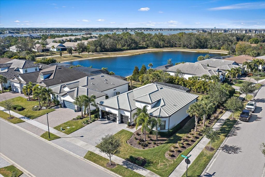 Photo of 825 Seascape Place, Sarasota, FL 34240 (MLS # A4681774)