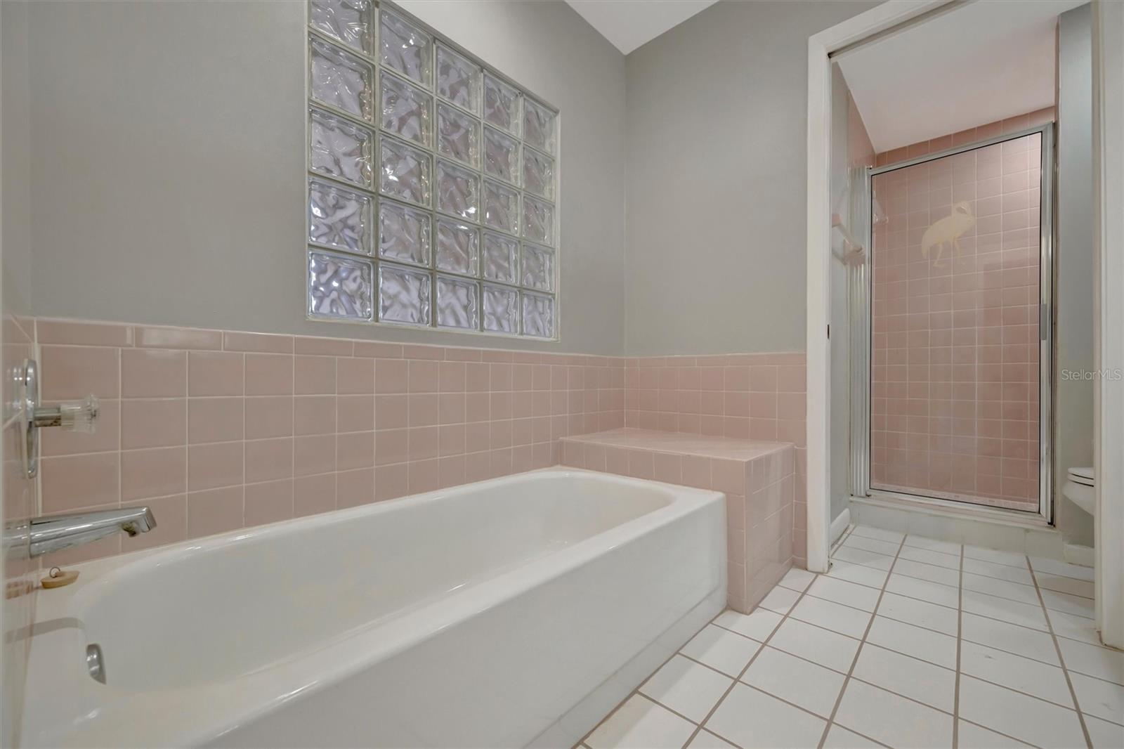 OVERLOOK - Residential