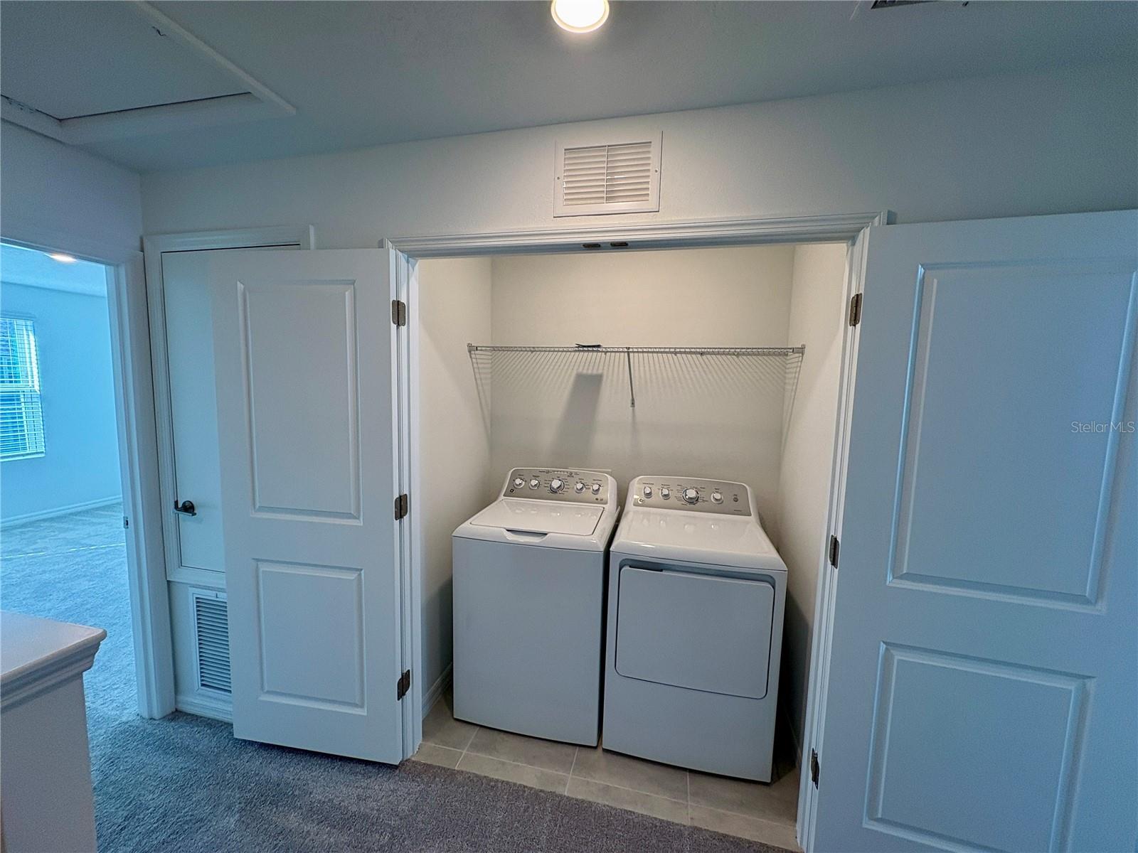 TOWNHOMES AT SKYE RANCH - Residential Lease