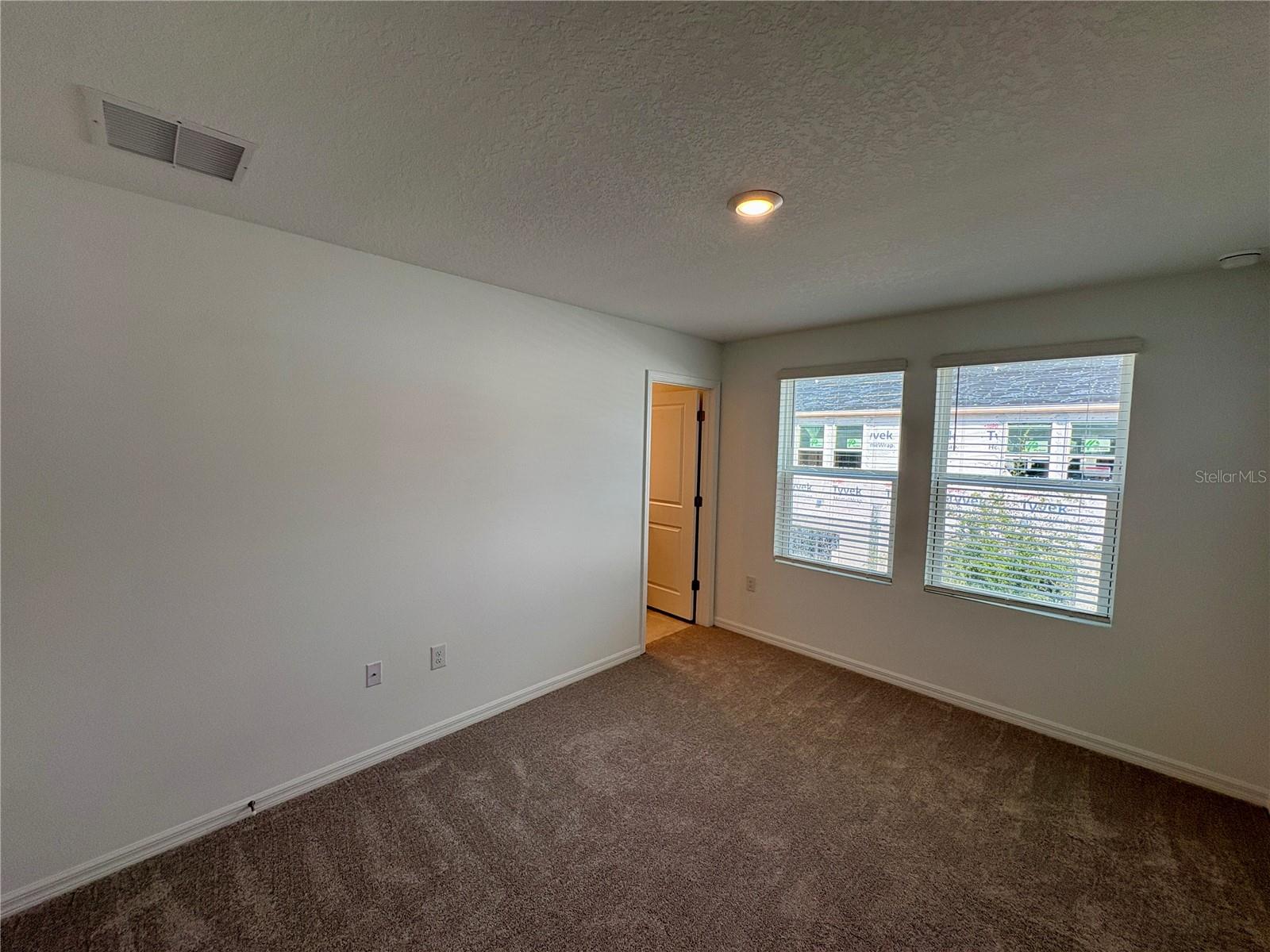 TOWNHOMES AT SKYE RANCH - Residential Lease