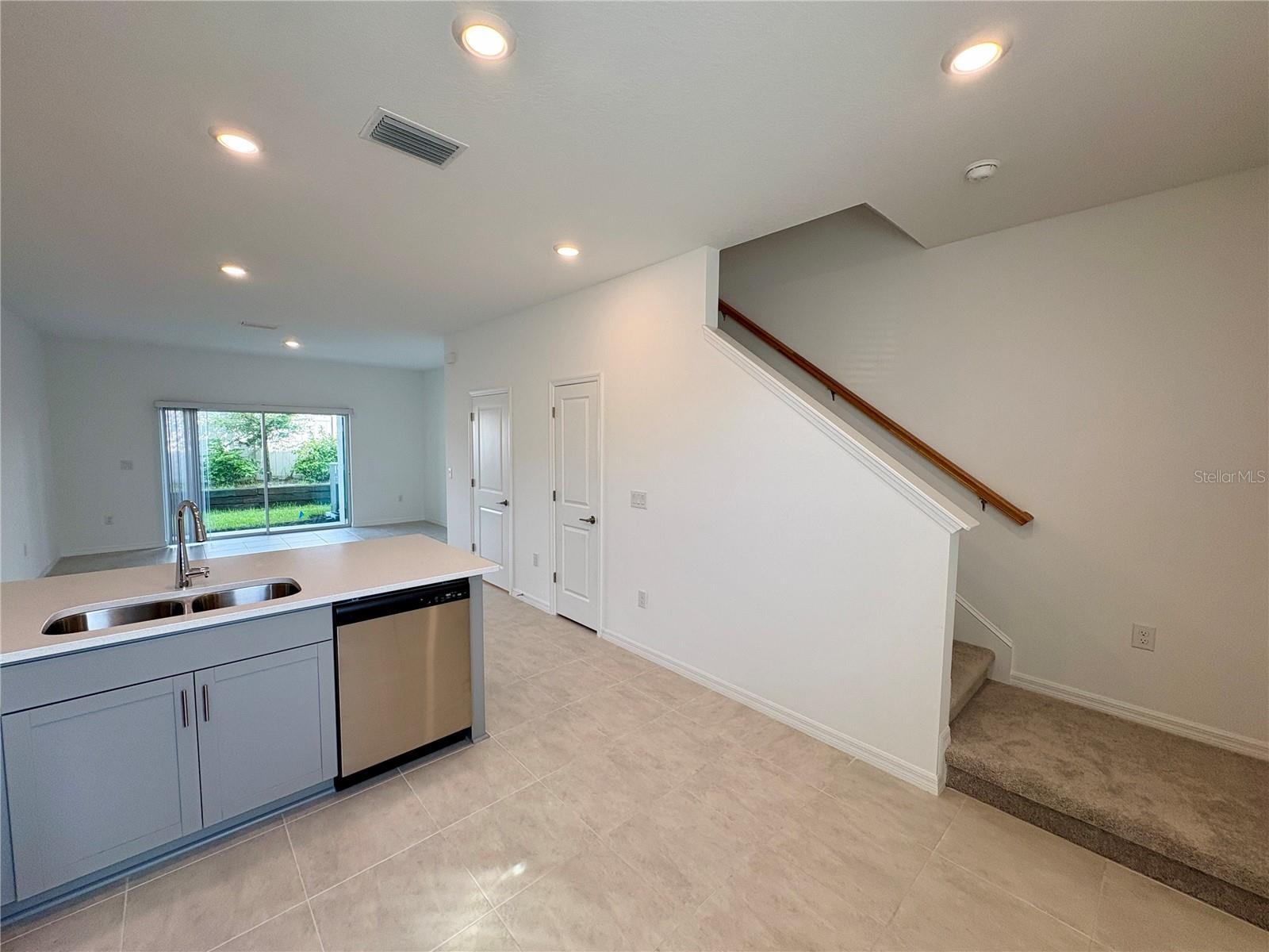TOWNHOMES AT SKYE RANCH - Residential Lease