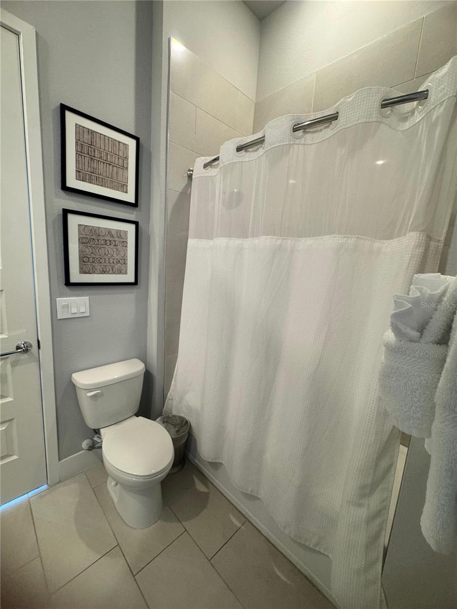 SPECTRUM AT REUNION CONDO PH 1A THRU 1D - Residential
